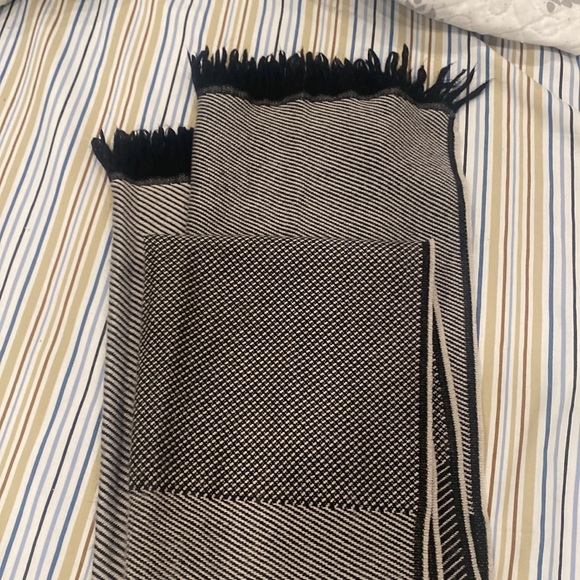 Scarf armani used almost new - Picture 4 of 5